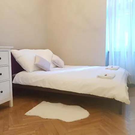 Violet Kazimierz Old Town Apartman